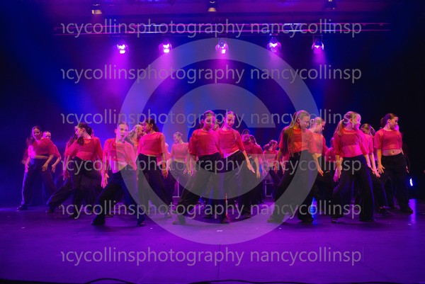 01002 - Nicki Minaj Medley