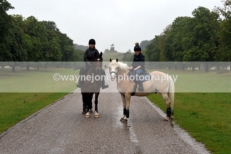 TT3_8575 - Time at Crossing 11:44 to 12:54