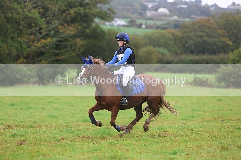 3E7A1309 - Class 2: 70cm: Half Roll Top