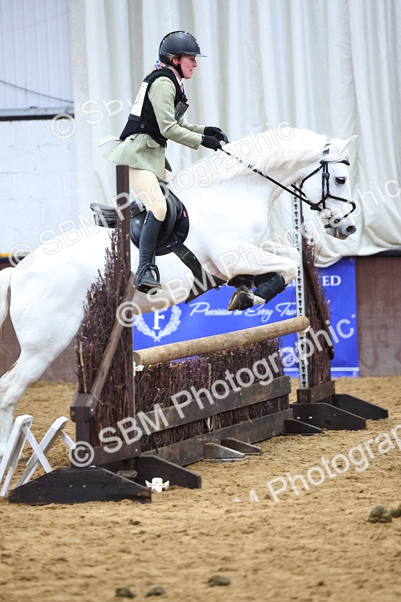 SBM_003548 - Class 37 - 80cm Training Stakes