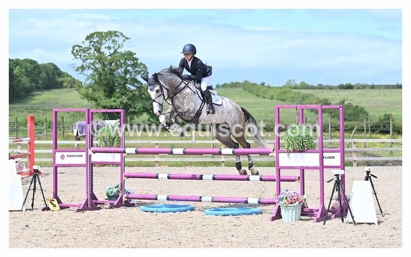 BPP_1211 - CLASS 6 FRI Senior Foxhunter/ 1.20m Open