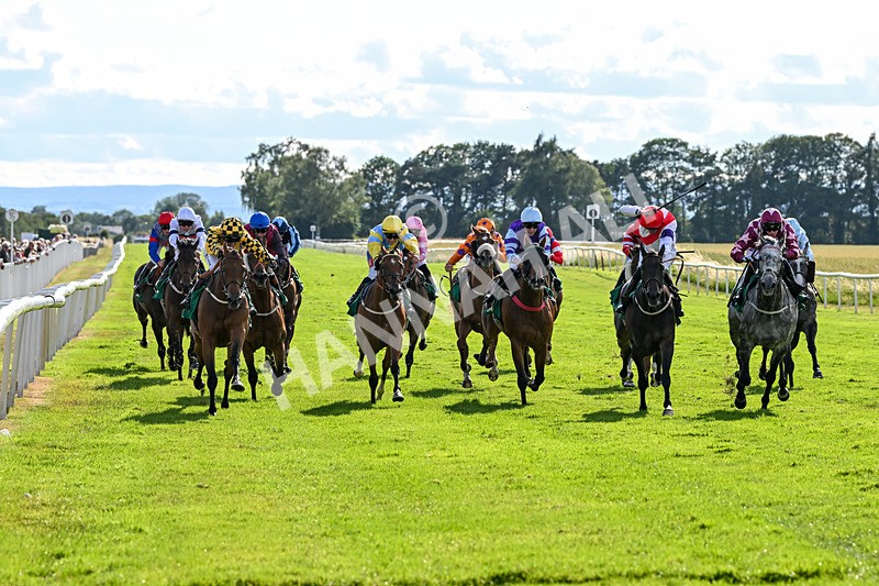 020725-Race 8-Mrs Trump-3472 - Race 8