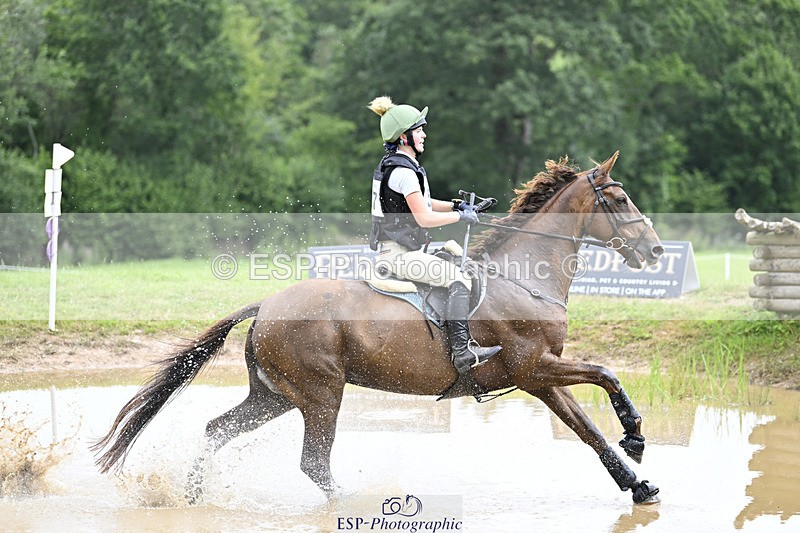 240804-132233-14025 - 507-Darci_Barron-BERNARD_BLACK