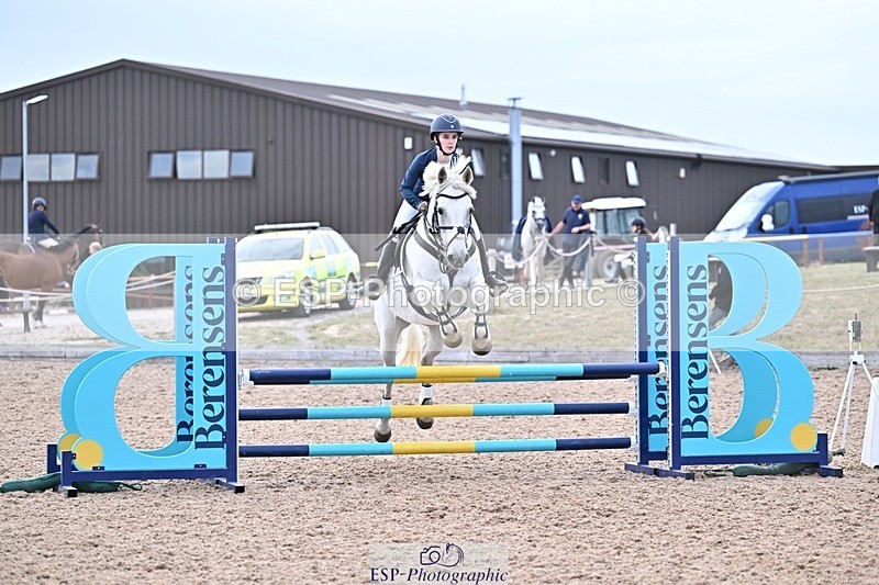 250826-183359-01238 - 90cm