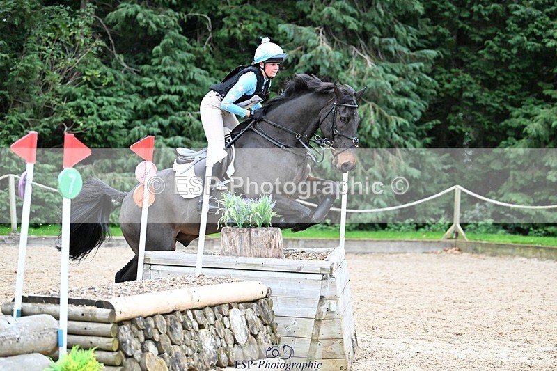 241116-141844-01928 - Cls 3 90-95cm