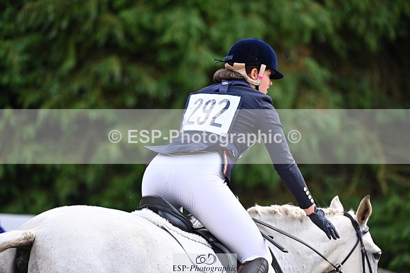 250802A-160706-06597 - F-292-Amy.Sweet-ONLY.BITESIZE