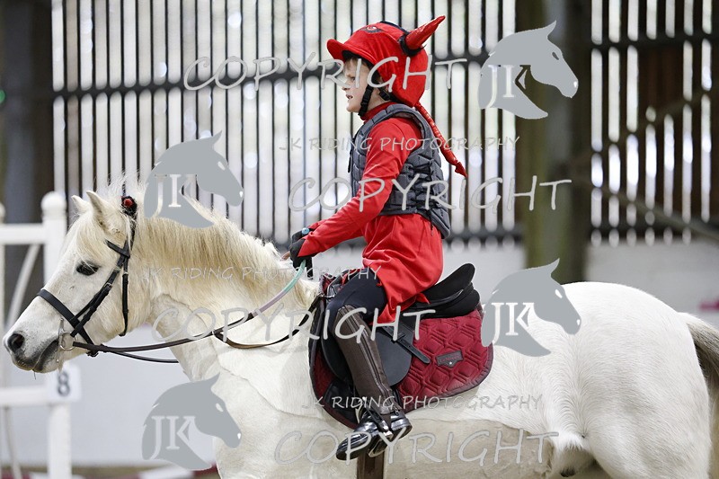 _T0A0695 - Class 1 Cross poles