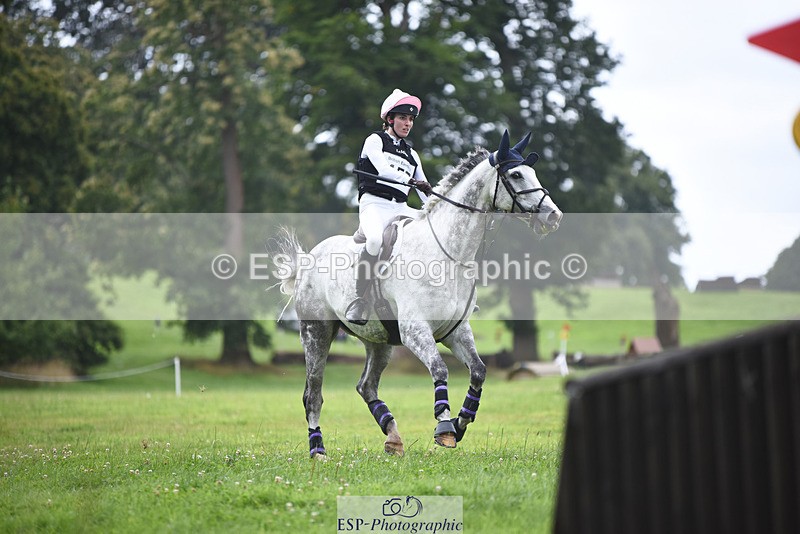 240804-130910-14156 - 457-Lydia_Stuart-SAUNDERSCOURT_FURISTOS