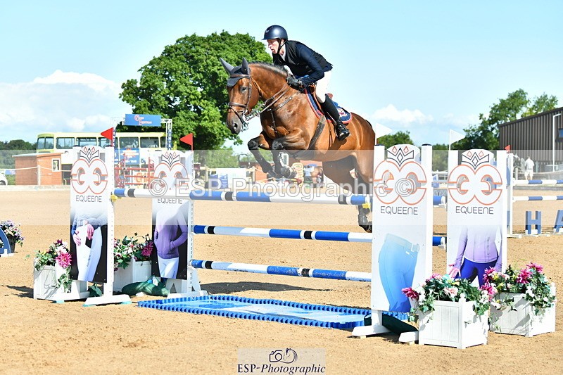 230720A-094023-01779 - Cls 1, 2 Star Small 1.30m