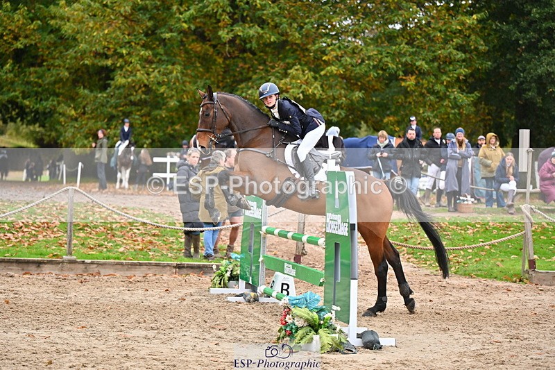251026A-160624-26628 - G-577-Sophie.Tunnicliffe
