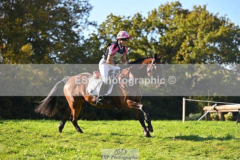 241026-121735-13082 - 412-Holly.Horton-MILTONHILL.MALENKI