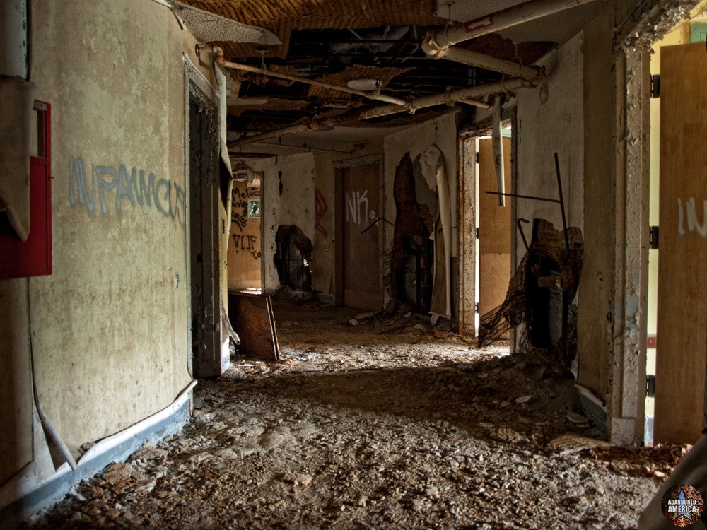 Gloomy Hallway | The Ladd School - The Ladd School