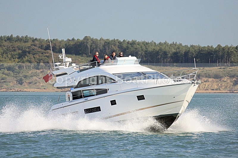 150926 PURE HARMONY - FAIRLINE SQUADRON WT7A3611 - Flybridge Cruisers