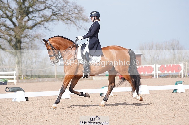 250404-120054-05563 - 010-Jessie.Kirby-As.Well.de.la.Roche.CMF