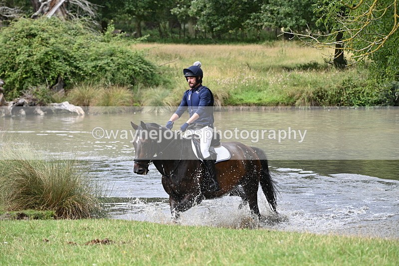 WJ7_2112 - Time at Water 11:14 to 11:36