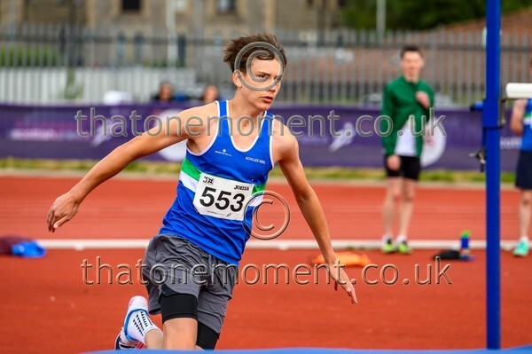 Age25SAT-914788 - Field Male