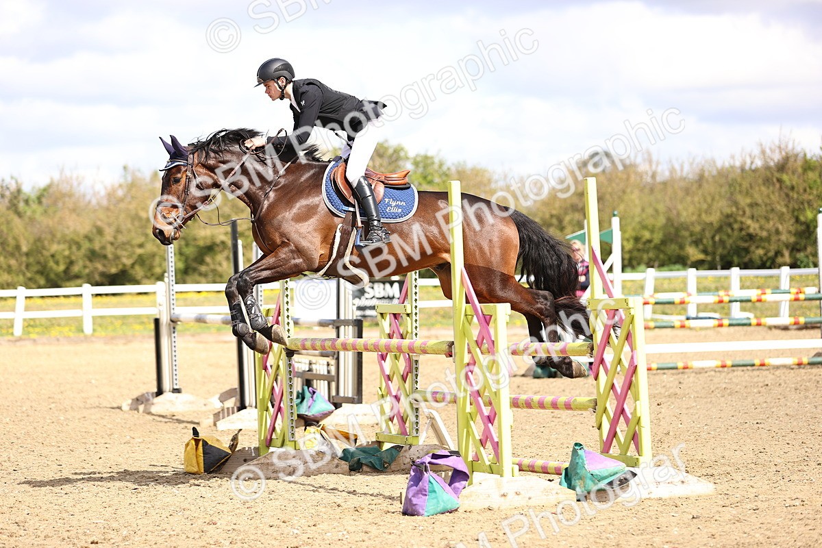 SBM_003504 - Class 16 - Senior Discovery - 1.00m