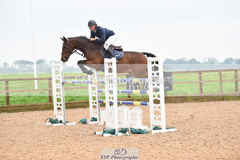 230916A-125400-04951 - Cls 16 National 1.30m