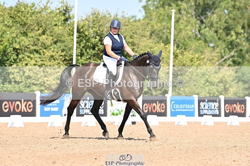 250816-115215-04100 - 109-Amber.Da.SilvaToners.Lady.Florentine