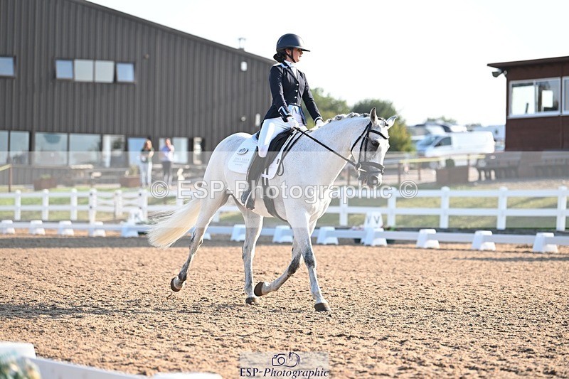 250816-083137-02695 - 068-Jess.MayohCHANDAEM.BURLINGTON.BERTIE