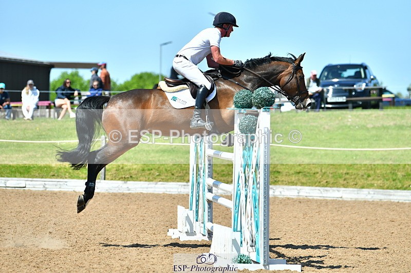 230526A-142835-02524 - Cls 5 National 1.30m Open