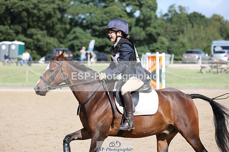 240823X-103600-15583 - 60cm R1 10.00 to 11.30