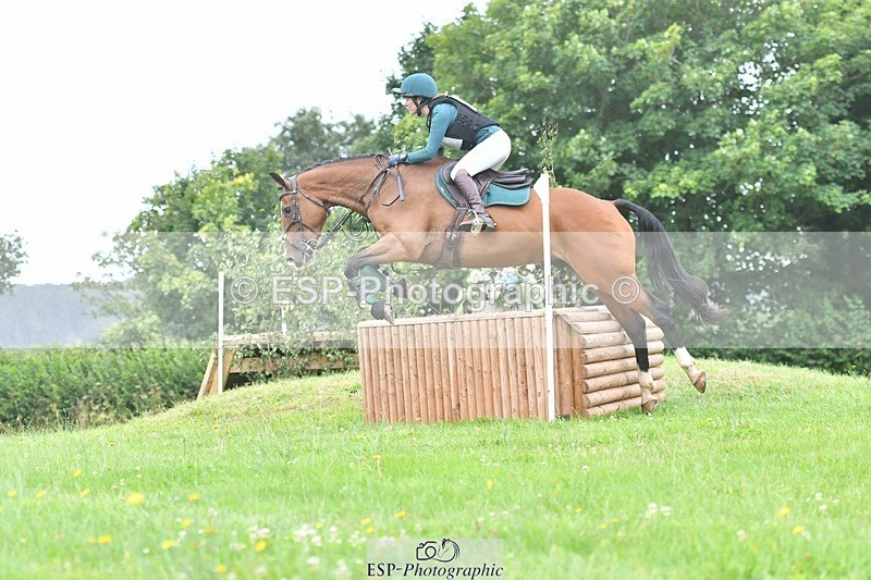 240803-113238-03216 - 005-Laura_Keam-DIAMOND_CRUISE_ON