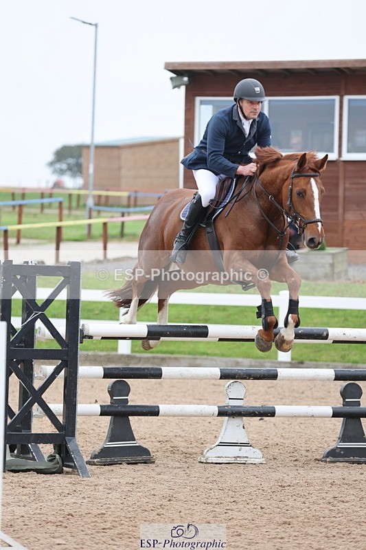 241101A-113920-01444 - FRI Cls 5 Newcomers and 1.10m Open