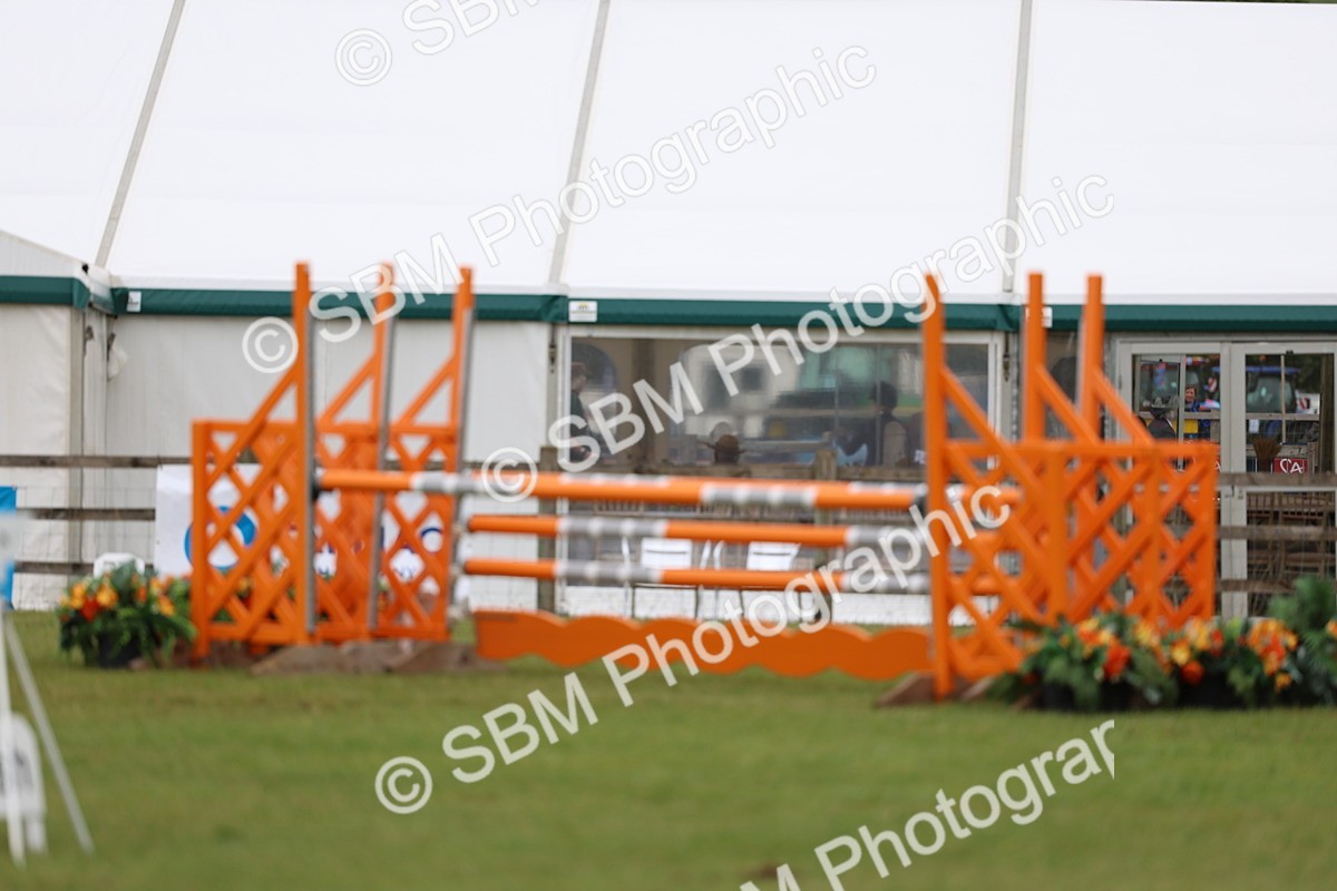 SBM_11607 - Class 205 - Tarmac Senior 1m Open