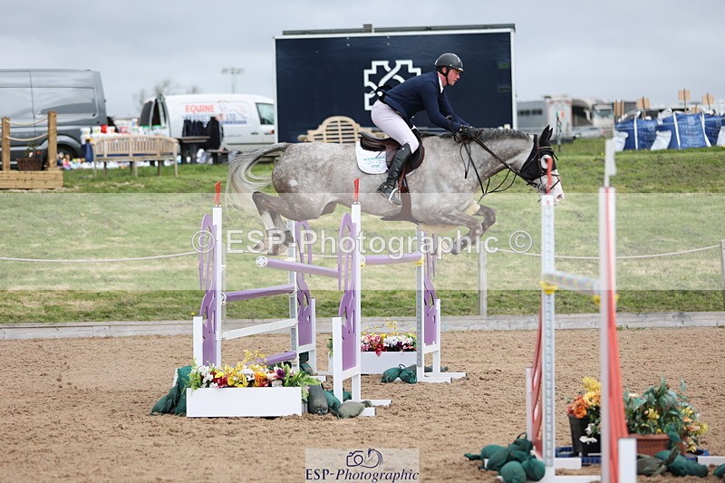 240419A-104254-06180 - Cls 2, 2 Star Small Tour 1.30m