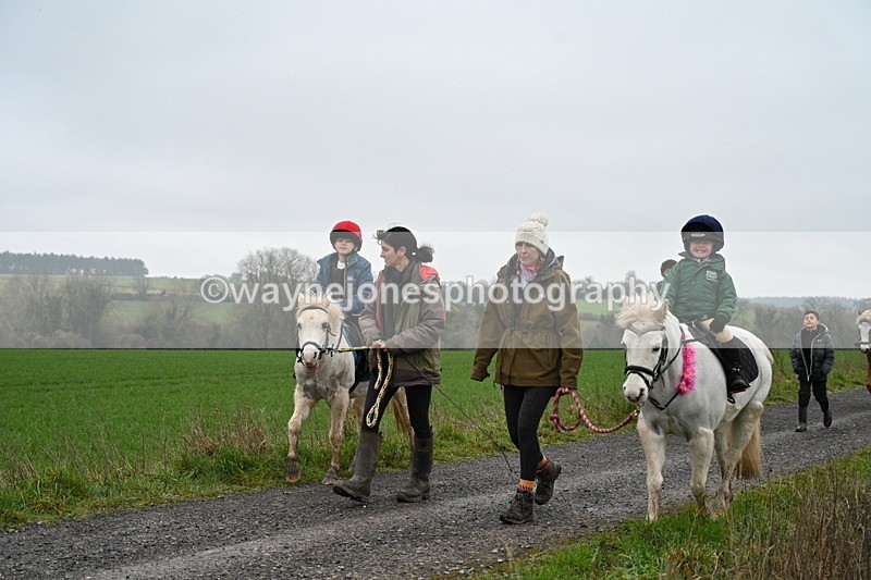 WJ7_9857 - Walk out..