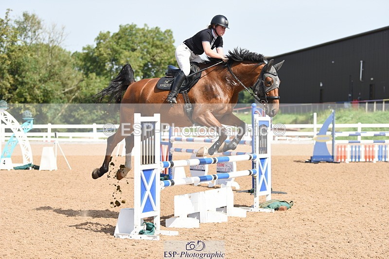 230906A-115246-00190 - Snr 1.05m Open