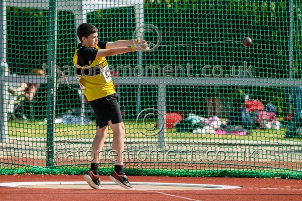 Age25SAT-926692 - Field Male