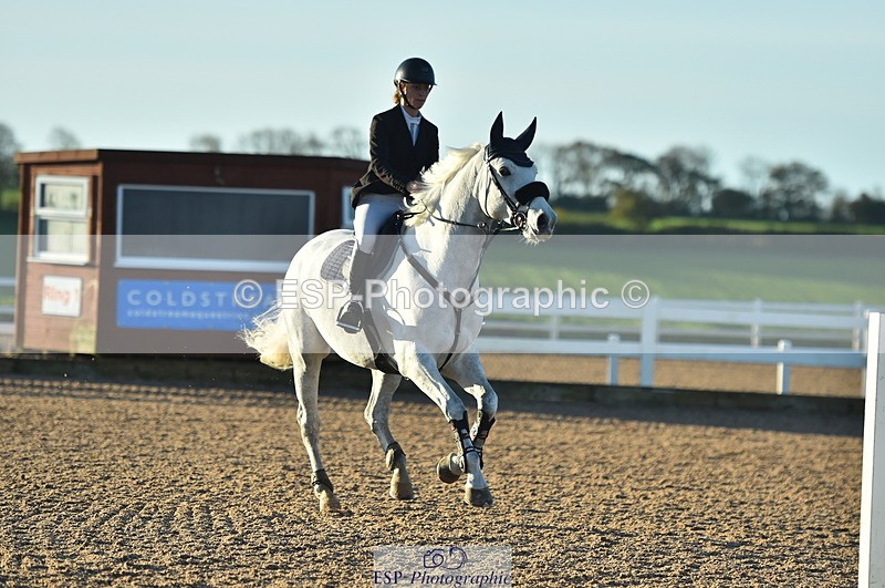 231111A-015944-01145 - Cls 8 Clear Round