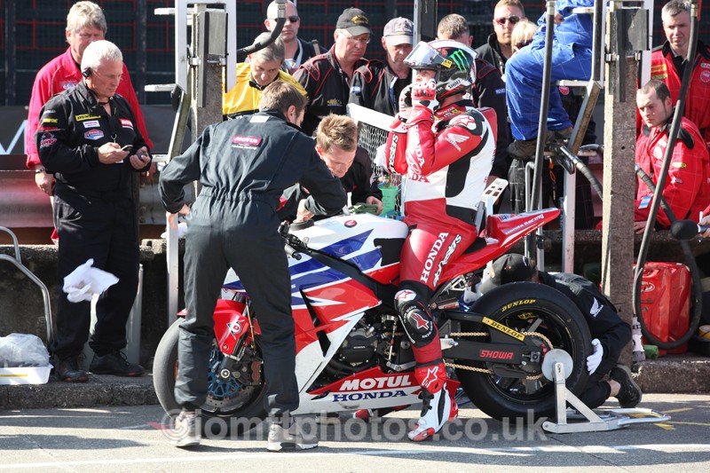 IMG_0843 - Senior TT - Start Line