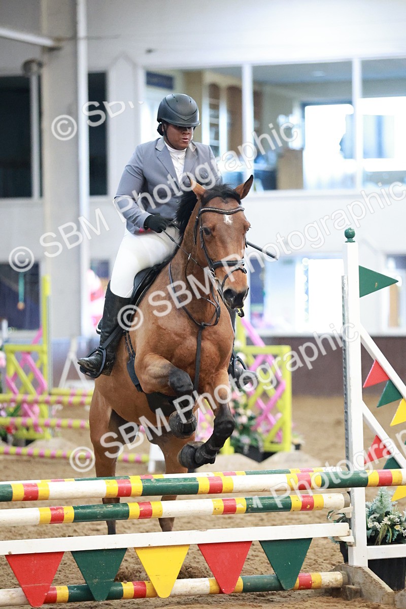 SBM_000186 - Class 1 - Clear Round 80cm - 90cm - 1.00m