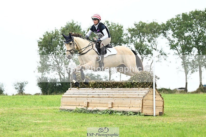 240831A-151629-04819 - 210-Zara.Head-FOURFIELDS.X.FAKTOR