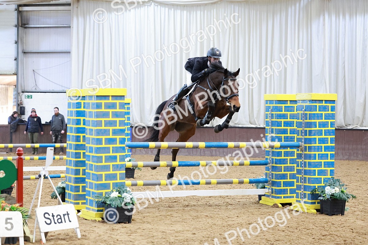 SBM_003905 - Class 11 - Senior Newcomers/ 1.10m Open