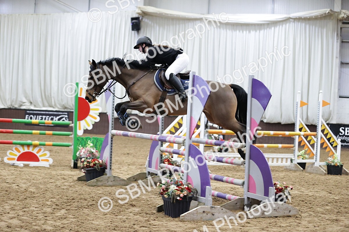 SBM_000941 - Class 3 - Nupafeed Supplements Senior Discovery/ 1m Open