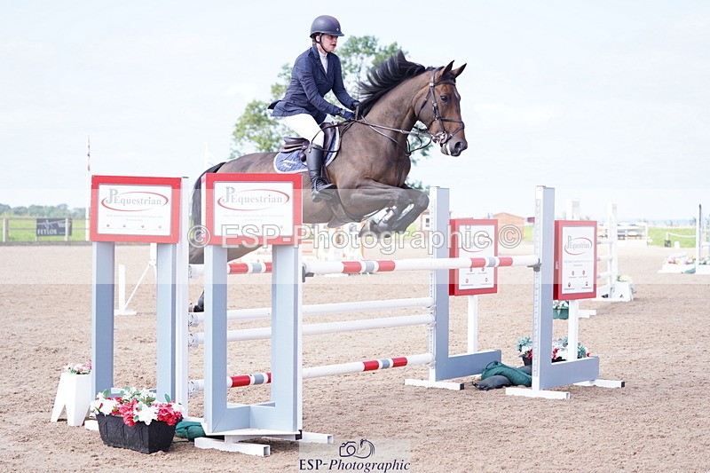 240802A-101954-03560 - Cls 15 Foxhunter