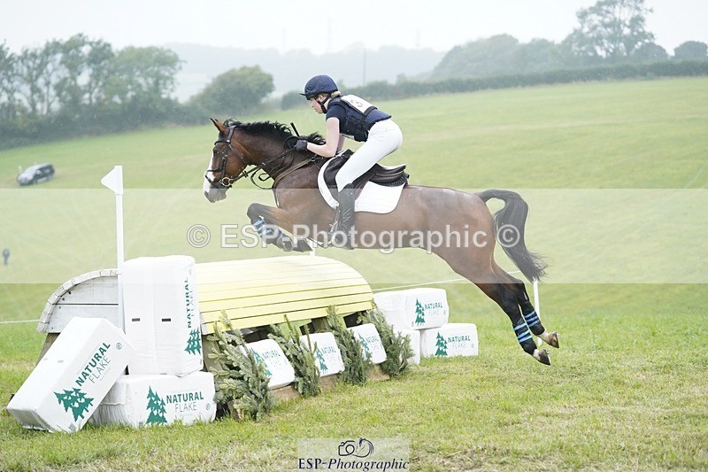 240901A-103444-05800 - 316-Francesca.Lawrence-WITH.A.LITTLE.BIT.OF.LUCK