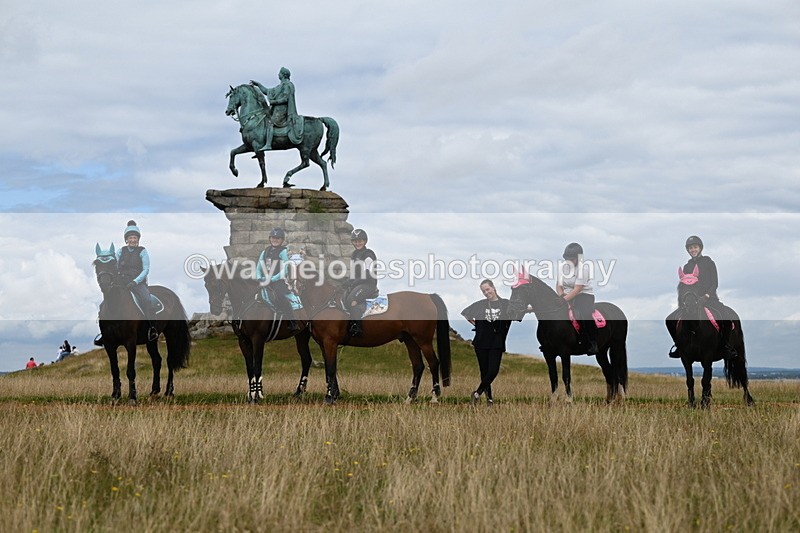 DSC_6722 - Time at Statue 12:45 to 13:15