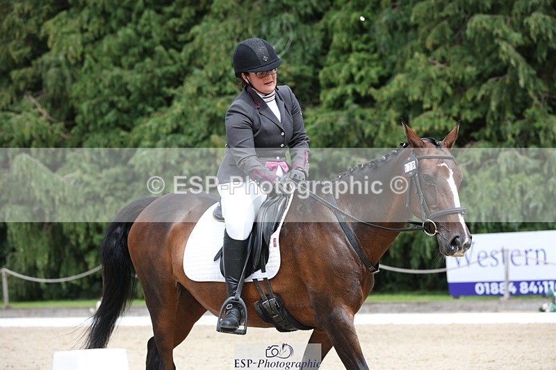 230812-135828-04357 - Cls 5 Novice Bronze 13.40 to 14.45 break