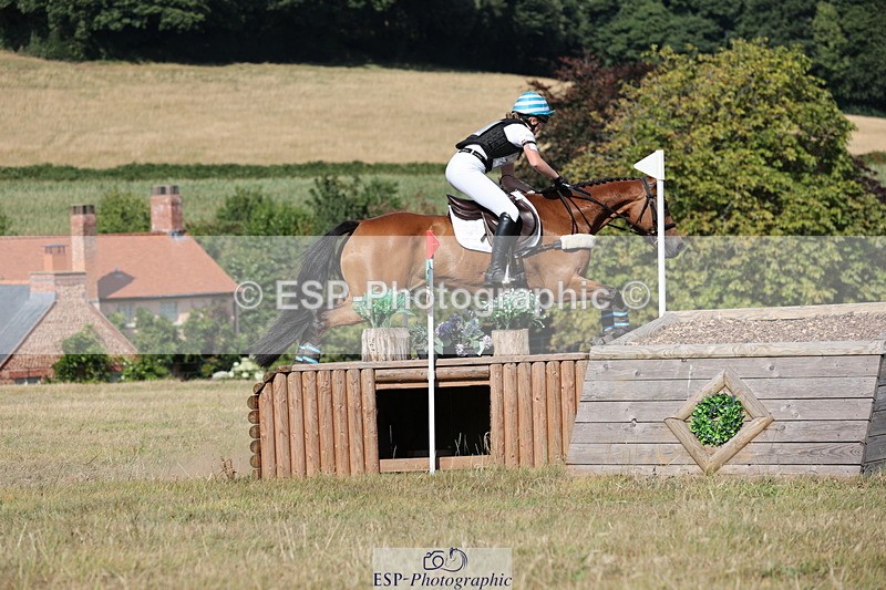 250802A-164035-07609 - F-290-Isobel.Thrasher-MGH.CASSANDRA