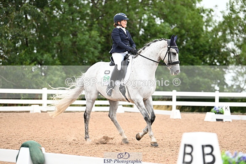 240815A-125603-01390 - 229-Jane.Phillips-Fair.duchess