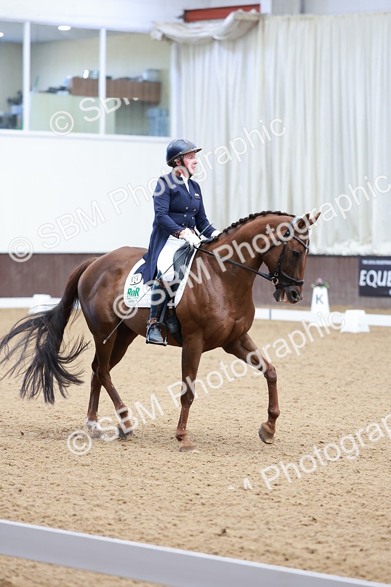 SBM_015583 - Class 5 - FEI INT II - 15.48-17.00