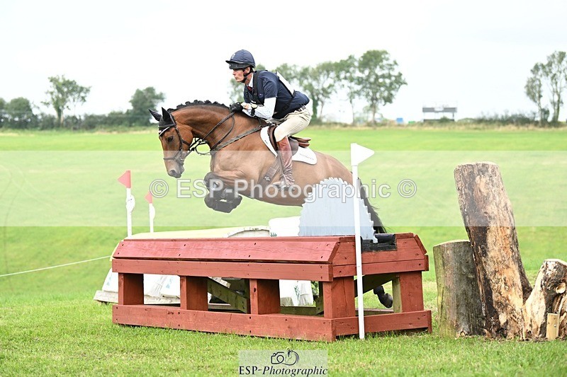 240831A-121837-02077 - 164-William.Fox-Pitt-HARDINGVILLE.LAGOON