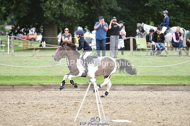 240802-114616-02814 - 90cm Round 1