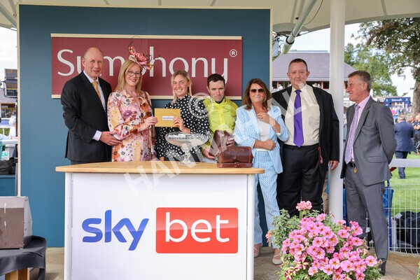 yr17082022r1-077 - Race 1 1.50pm Sky Bet & Symphony Group Stakes