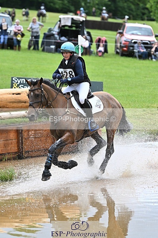 240526-114859-20731 - 428-COOLEY_SNAPCHAT-Selina_Milnes